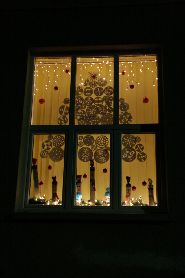 OTVOREN DEVETNAESTI ADVENTSKI PROZOR U PODRUČNOJ ŠKOLI DUBOVEC